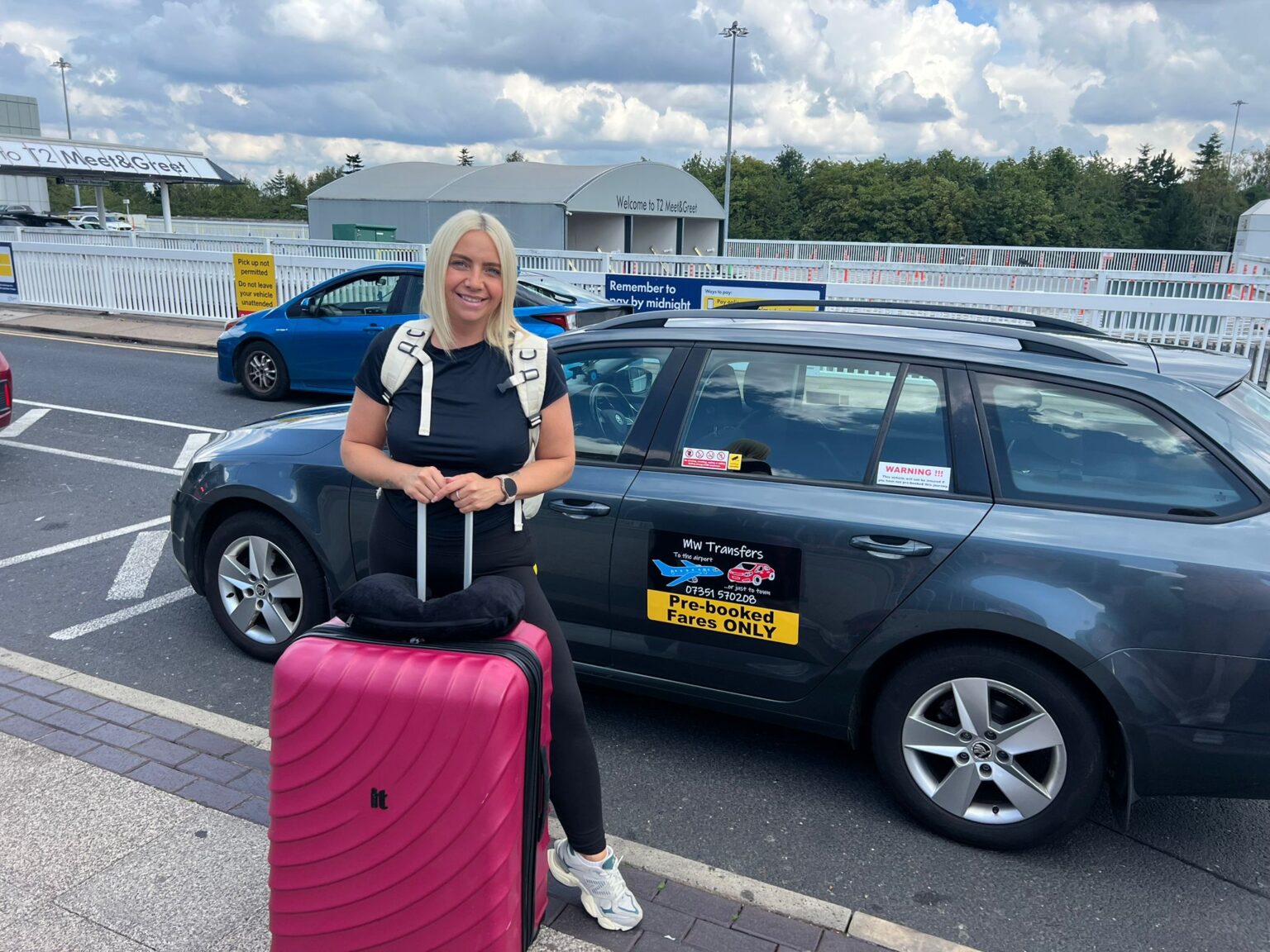 MW Transfers customers being dropped off at Manchester Airport